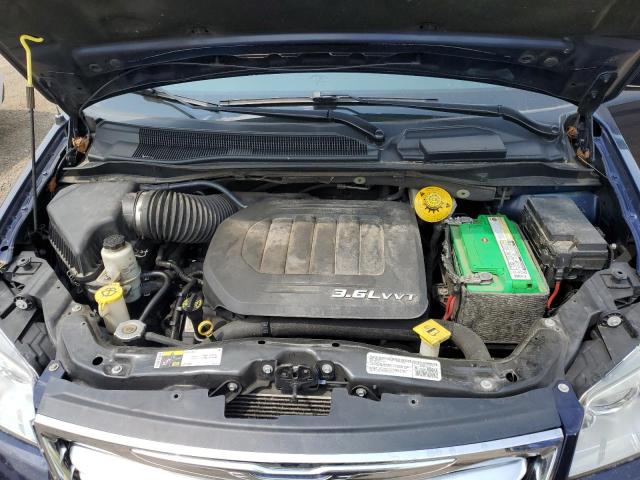 Photo 12 from auction – 2014 CHRYSLER TOWN & COU with VIN 2C4RC1BGXER424653