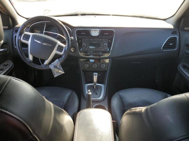 Photo 8 from auction – 2014 CHRYSLER 200 LIMITE with VIN 1C3CCBCG3EN158503