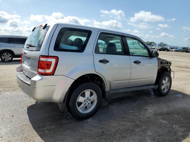Photo 3 from auction – 2011 FORD ESCAPE XLS with VIN 1FMCU0C78BKB95584