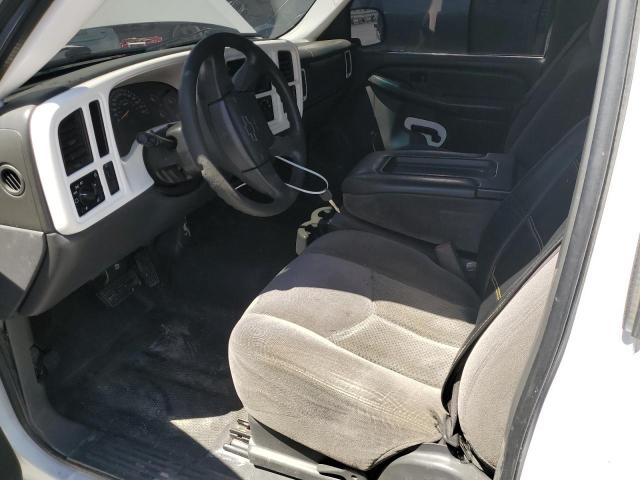 Photo 7 from auction – 2005 CHEVROLET SILVERADO with VIN 1GCEC14V45Z221242