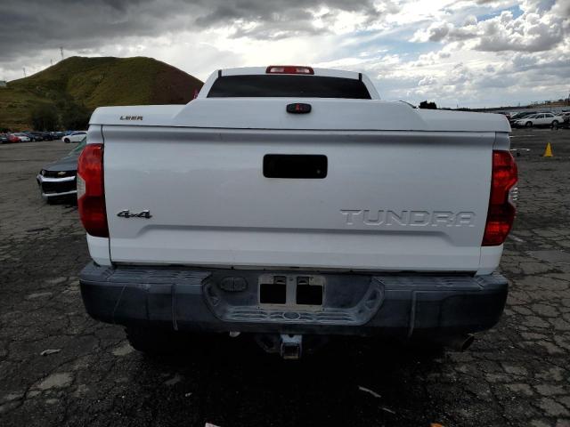 Photo 6 from auction – 2015 TOYOTA TUNDRA DOU with VIN 5TFUM5F10FX060427