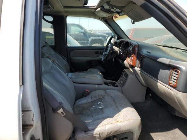 Photo 5 from auction – 2001 CHEVROLET SUBURBAN K with VIN 3GNFK16T61G210280