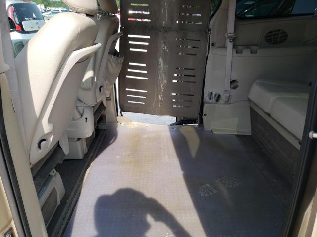 Photo 11 from auction – 2007 CHRYSLER TOWN & COU with VIN 2A4GP54L67R316122