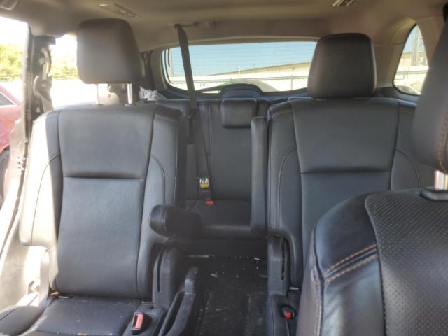 Photo 10 from auction – 2017 TOYOTA HIGHLANDER with VIN 5TDDZRFH7HS406021