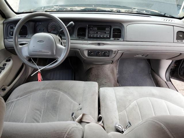 Photo 8 from auction – 2000 FORD CROWN VICT with VIN 2FAFP71W6YX126500