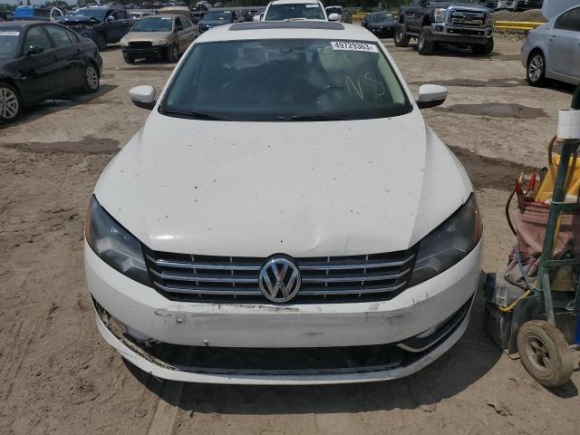 Photo 5 from auction – 2015 VOLKSWAGEN PASSAT SEL with VIN 1VWCT7A37FC068290