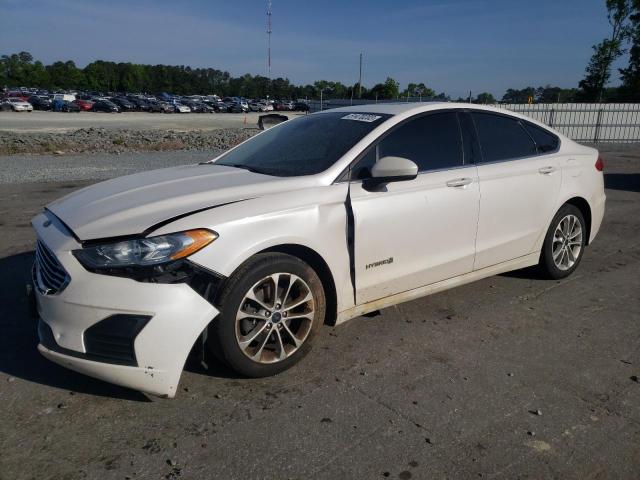 FORD FUSION SE 2019 with VIN 3FA6P0LU1KR195684 - Photo from auction