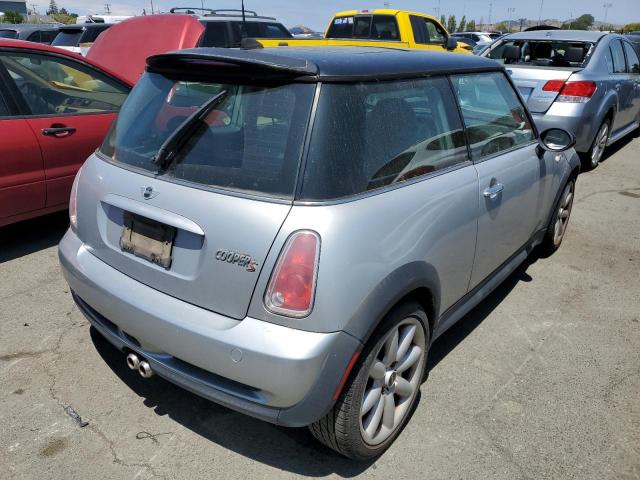 Photo 3 from auction – 2005 MINI COOPER S with VIN WMWRE33555TL11055