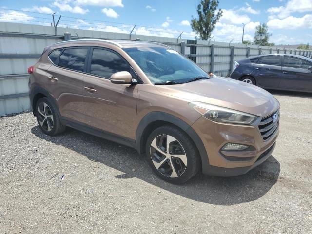 Photo 4 from auction – 2016 HYUNDAI TUCSON LIM with VIN KM8J33A27GU112791