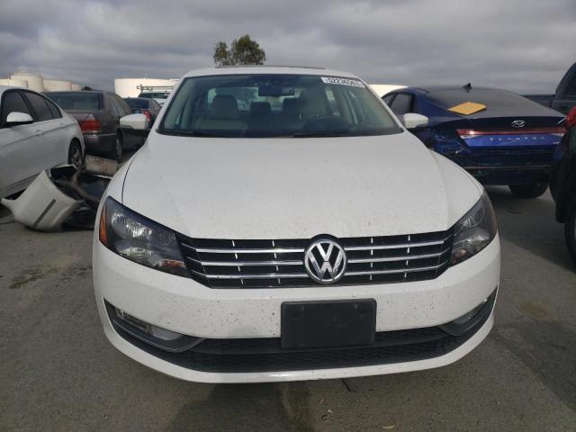Photo 5 from auction – 2014 VOLKSWAGEN PASSAT SEL with VIN 1VWCM7A30EC090255