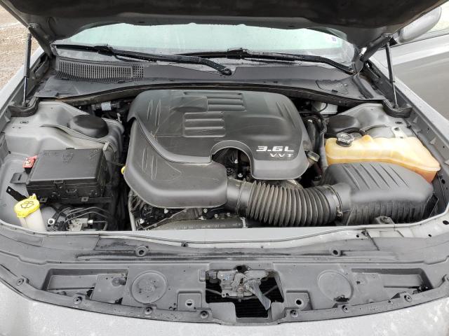 Photo 11 from auction – 2018 CHRYSLER 300 S with VIN 2C3CCABG3JH283452