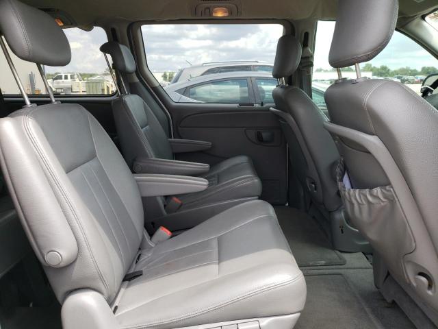 Photo 11 from auction – 2005 CHRYSLER TOWN & COU with VIN 2C4GP54L65R328564