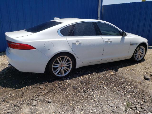 Photo 3 from auction – 2016 JAGUAR XF PRESTIG with VIN SAJBE4BV6GCY03867