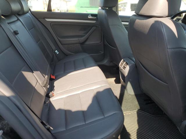 Photo 10 from auction – 2008 VOLKSWAGEN JETTA WOLF with VIN 3VWRA71KX8M167632