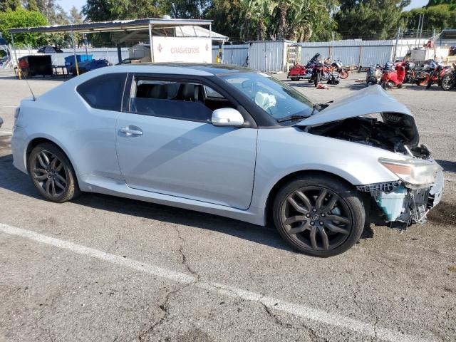 Photo 4 from auction – 2014 TOYOTA SCION TC with VIN JTKJF5C73E3070003