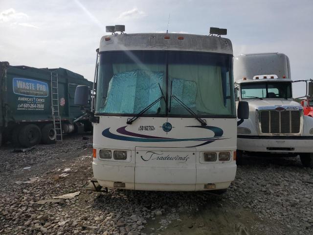 Photo 9 from auction – 2000 FREIGHTLINER CHASSIS X with VIN 4UZ6XJCA1YCF86507