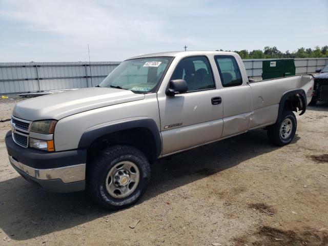 CHEVROLET SILVERADO 2005 with VIN 1GCHK29U35E234013 - Photo from auction