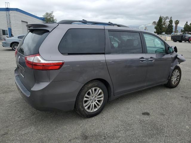 Photo 3 from auction – 2017 TOYOTA SIENNA XLE with VIN 5TDYZ3DC4HS841052