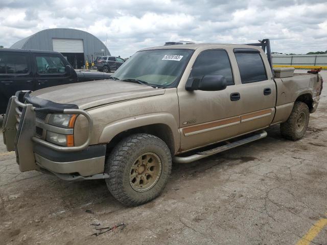 CHEVROLET SILVERADO 2004 with VIN 1GCGK23U84F112888 - Photo from auction