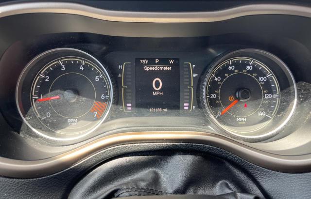 Photo 8 from auction – 2015 JEEP CHEROKEE S with VIN 1C4PJLAB7FW620217