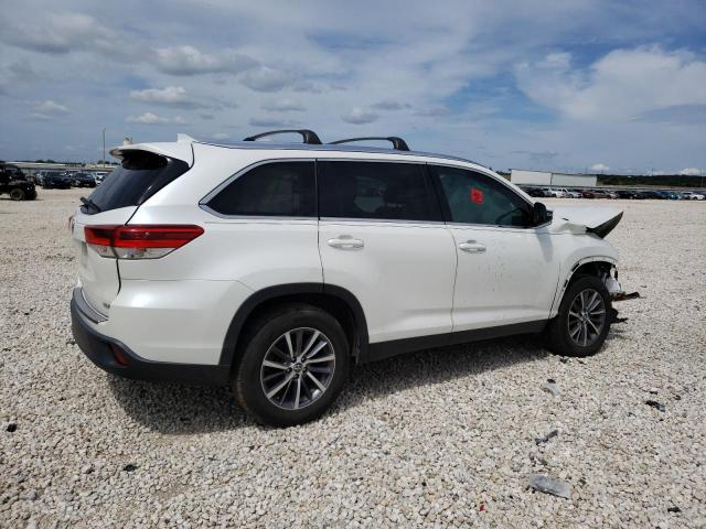 Photo 3 from auction – 2019 TOYOTA HIGHLANDER with VIN 5TDKZRFH9KS309689