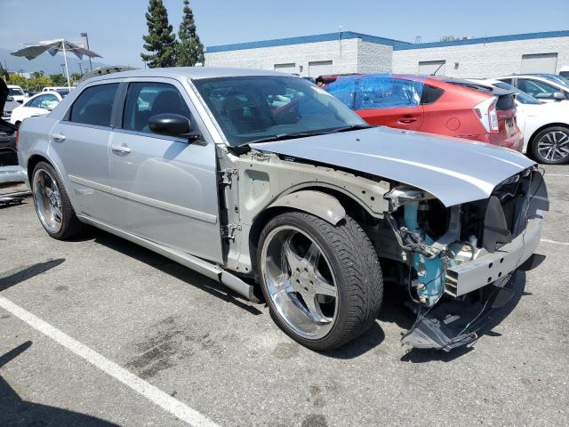 Photo 4 from auction – 2006 CHRYSLER 300 with VIN 2C3KA43R06H506976