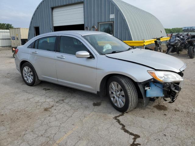 Photo 4 from auction – 2012 CHRYSLER 200 LX with VIN 1C3CCBAB6CN163215