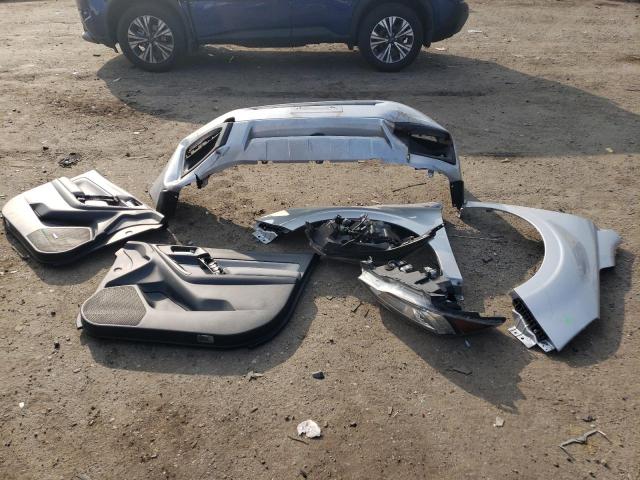 Photo 12 from auction – 2018 SUBARU FORESTER 2 with VIN JF2SJARC0JH576071