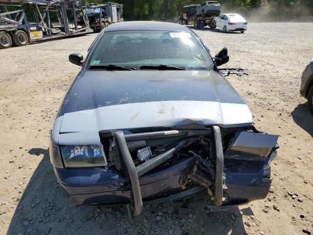 Photo 5 from auction – 2005 FORD CROWN VICT with VIN 2FAFP71W35X127647