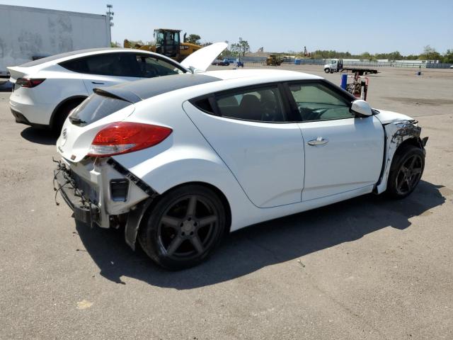 Photo 3 from auction – 2015 HYUNDAI VELOSTER with VIN KMHTC6AD8FU223053