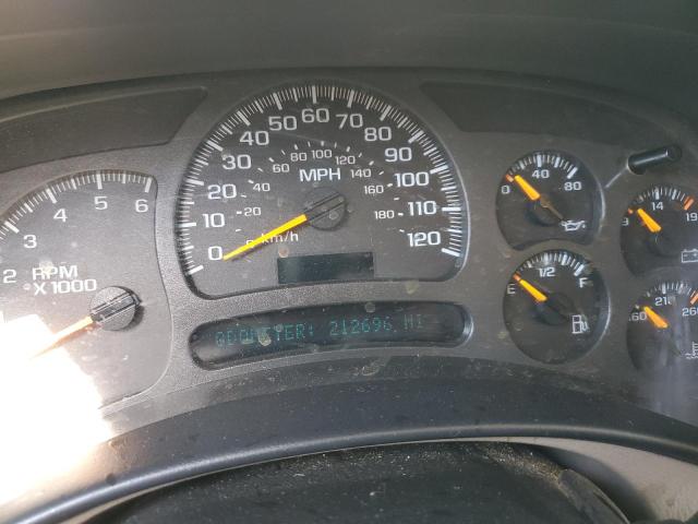 Photo 9 from auction – 2004 CHEVROLET SUBURBAN C with VIN 3GNFK16Z74G322577