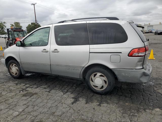 Photo 2 from auction – 2002 TOYOTA SIENNA CE with VIN 4T3ZF19C02U504166