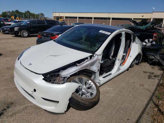TESLA MODEL Y 2022 with VIN 7SAYGDEE1NF440136 - Photo from auction