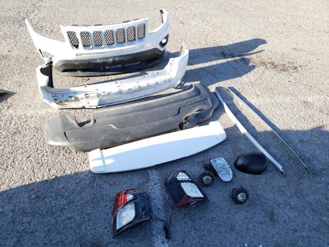 Photo 13 from auction – 2016 JEEP COMPASS SP with VIN 1C4NJCBA8GD615585
