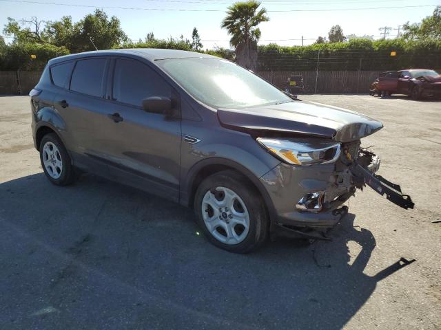 صورة رقم 4 من المزاد - 2017 FORD ESCAPE S مع VIN 1FMCU0F77HUC26994