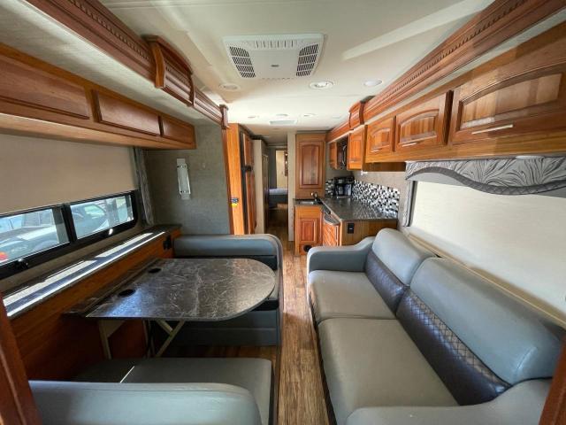 Photo 6 from auction – 2017 FORD F53 JAYCO with VIN 1F66F5DY5H0A08776