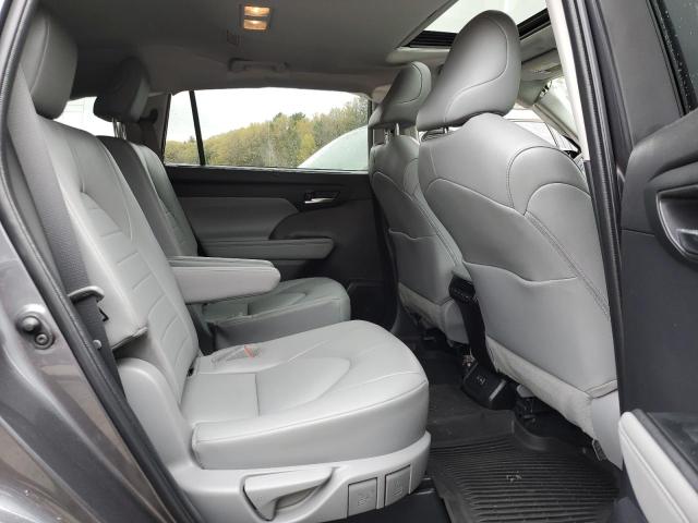 Photo 11 from auction – 2022 TOYOTA HIGHLANDER with VIN 5TDHZRBH0NS174798