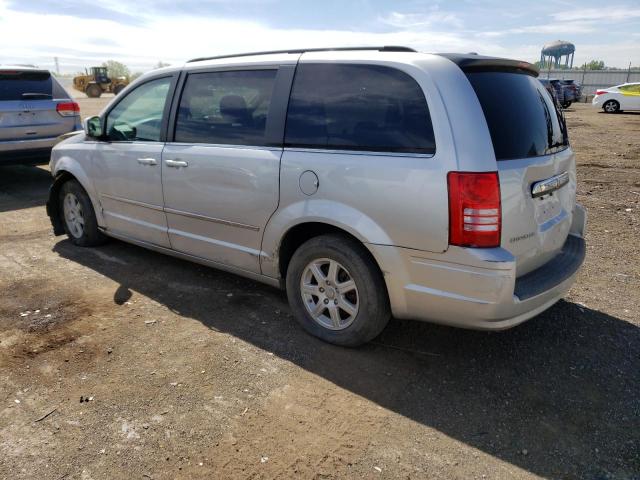 Photo 2 from auction – 2010 CHRYSLER TOWN & COU with VIN 2A4RR5D17AR245554