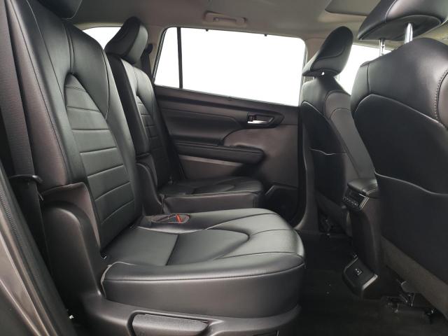 Photo 11 from auction – 2022 TOYOTA HIGHLANDER with VIN 5TDGZRAH1NS128961