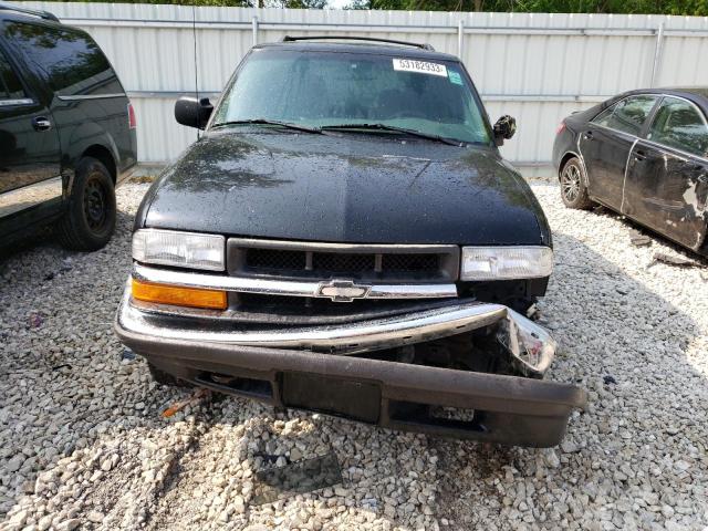 Photo 5 from auction – 2001 CHEVROLET BLAZER with VIN 1GNDT13W912200483