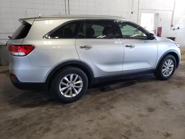 Photo 3 from auction – 2016 KIA SORENTO LX with VIN 5XYPGDA32GG003271