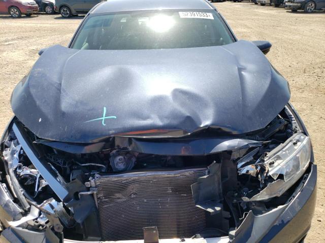 Photo 11 from auction – 2018 HONDA CIVIC LX with VIN 19XFC2F56JE201667