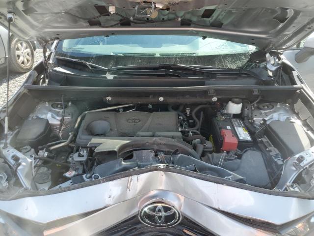Photo 12 from auction – 2019 TOYOTA RAV4 LE with VIN 2T3K1RFV9KW015026