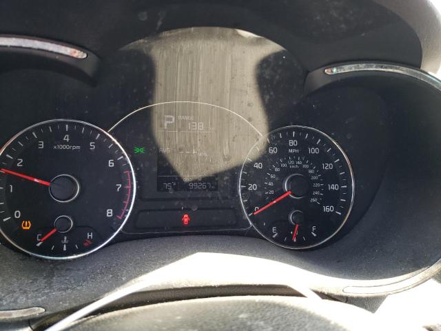 Photo 9 from auction – 2018 KIA FORTE LX with VIN 3KPFK4A75JE169348
