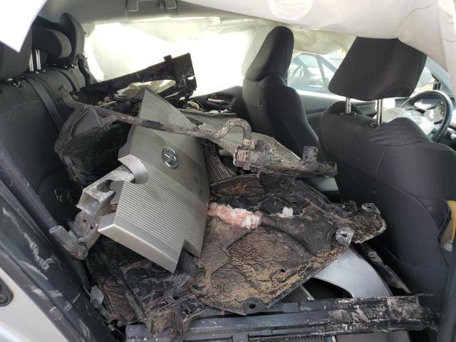 Photo 10 from auction – 2016 TOYOTA PRIUS with VIN JTDKARFU6G3512777