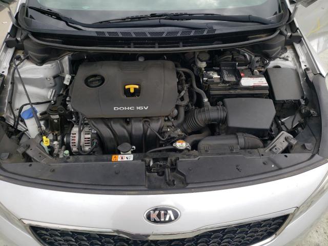 Photo 11 from auction – 2017 KIA FORTE LX with VIN 3KPFK4A71HE035785