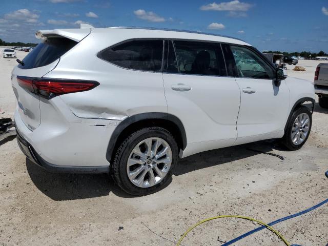 Photo 3 from auction – 2023 TOYOTA HIGHLANDER with VIN 5TDKDRAH2PS005939
