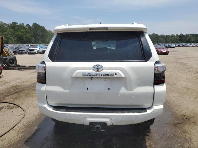 Photo 6 from auction – 2018 TOYOTA 4RUNNER SR with VIN JTEZU5JR0J5182420