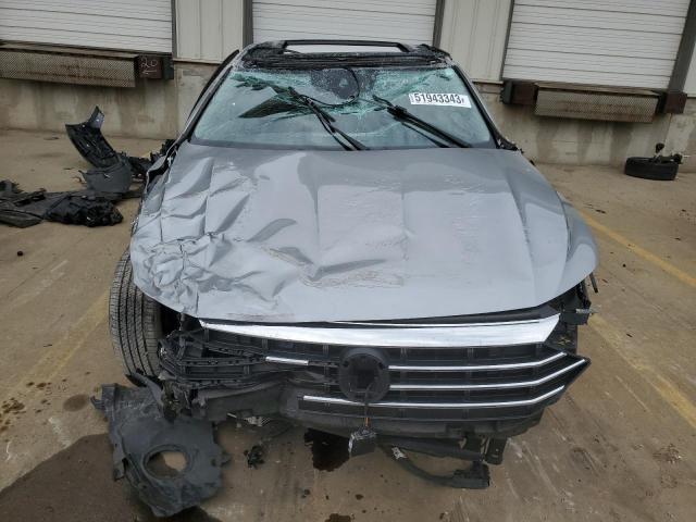 Photo 5 from auction – 2020 VOLKSWAGEN JETTA SEL with VIN 3VWEB7BU4LM023451