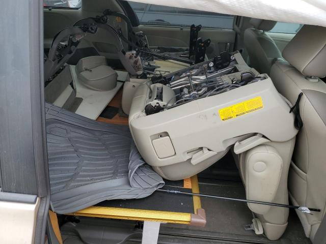 Photo 11 from auction – 2013 TOYOTA SIENNA XLE with VIN 5TDDK3DC9DS060864
